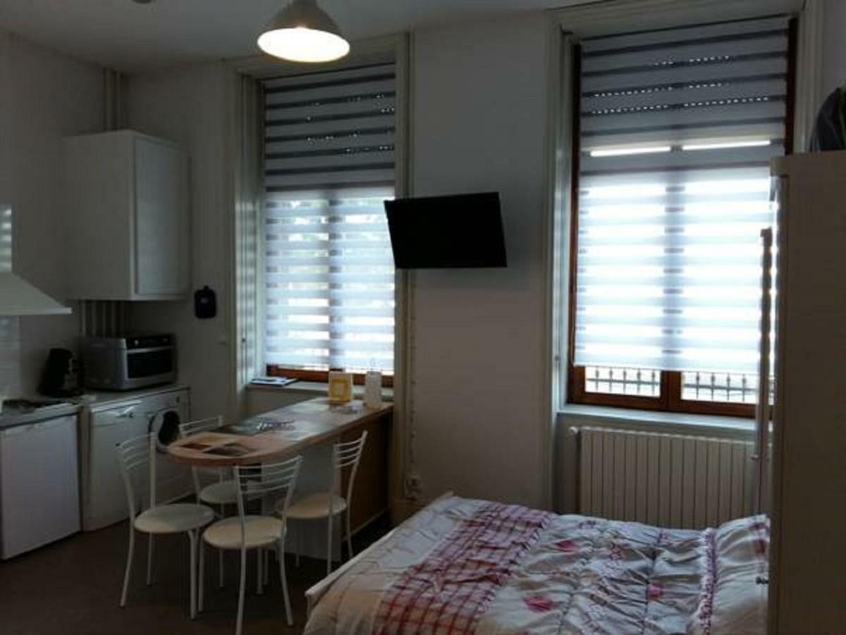 Апартаменти Studio De Charme Au Pied De La Gare Кольмар Екстер'єр фото